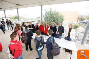 Sanidad y Educación suman esfuerzos y hacen campaña de concienciación contra el sida - (foto 2) Sanidad y Educación suman esfuerzos y hacen campaña de concienciación contra el sida - (foto 2)