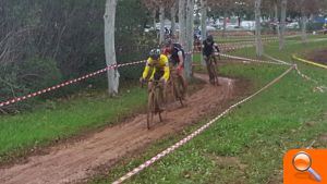 Óscar Pujol se proclama campeón del IV Trofeo de Ciclocross Villa de Almussafes - (foto 2)