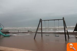 Almenara demana al Govern d'Espanya que repare els danys del temporal en el passeig marítim - (foto 5)