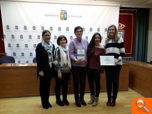 La papereria Raquel Papers guanya el Concurs d'Aparadors de Nadal - (foto 3)