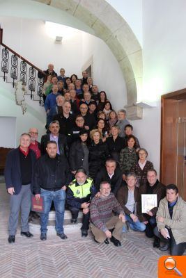 L'Ajuntament de Llíria homenatja els treballadors que s'han jubilat en 2016 - (foto 2) L'Ajuntament de Llíria homenatja els treballadors que s'han jubilat en 2016 - (foto 2)