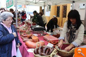 Degustacions gratuïtes per a incentivar les compres nadalenques al Poble Nou de Benitatxell - (foto 2)