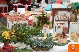 Degustacions gratuïtes per a incentivar les compres nadalenques al Poble Nou de Benitatxell - (foto 5)