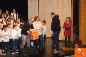 Centenars de xiquets participen en el tradicional festival escolar de Nadalenques - (foto 2)
