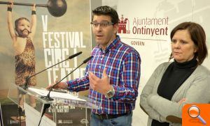 El V Festival de Circ i Teatre al Carrer d'Ontinyent s'obri divendres amb "Les arts del cel" - (foto 3) El V Festival de Circ i Teatre al Carrer d'Ontinyent s'obri divendres amb "Les arts del cel" - (foto 3)