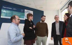 El Ayuntamiento y FACSA abren en el Raval Universitari la séptima fuente pública de agua tratada por ósmosis inversa   - (foto 2)