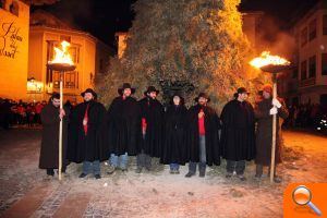Forcall viu la Santantonà, la Festa Medieval del Foc - (foto 8) Forcall viu la Santantonà, la Festa Medieval del Foc - (foto 8)
