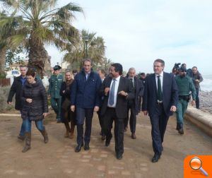 L'Alcaldessa demana al ministre de Foment urgència en la construcció de les esculleres - (foto 3) L'Alcaldessa demana al ministre de Foment urgència en la construcció de les esculleres - (foto 3)