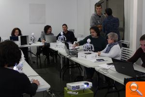 Las Naves programa un cicle de Teatre Robòtic per a joves - (foto 2) Las Naves programa un cicle de Teatre Robòtic per a joves - (foto 2)