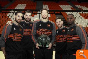 Ecovidrio fabrica en exclusiva el “Trofeo al esfuerzo” - (foto 2)