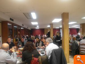 La Falla Borrull Socors lliura els Premis Latorre a Paco Llago i Reyes Martí - (foto 9) La Falla Borrull Socors lliura els Premis Latorre a Paco Llago i Reyes Martí - (foto 9)