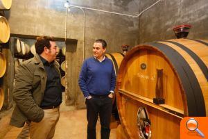 El Ayuntamiento felicita a Bodegas Mendoza por su reconocimiento en los premios 'Importantes'