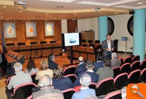 Borriana informa al conjunt d'agents socials sobre la futura implantació del Pla Estratègic de Turisme - (foto 2)