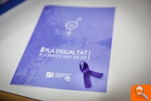 L'UJI tanca amb teatre i dansa els actes commemoratius del 8 de març - (foto 2)