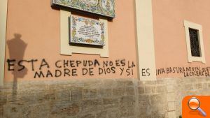 Pintades contra la Mare de Déu en la Basílica de València - (foto 2)