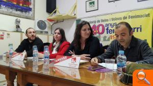 Els estibadors mostren el seu rebuig al Decret del Govern durant el debat organitzat per EUPV a València - (foto 2)