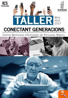 Jóvenes de Alboraya acercan la tecnología a las personas mayores  - (foto 2)