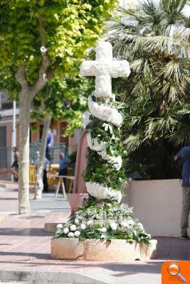 Centenares de alfasinos disfrutan al calor de la Festa de la Creueta - (foto 2) Centenares de alfasinos disfrutan al calor de la Festa de la Creueta - (foto 2)