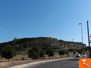 Plantación de arbolado en el Calvario y Rio Park