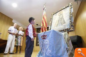 Niños declaman poesías en valenciano a la Virgen de los Desamparados en el tradicional concurso de Lo Rat Penat - (foto 2)