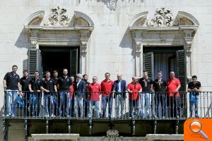 El alcalde recibe al club Deportivo Agustinos, tras su ascenso a la División de Honor Plata - (foto 2)