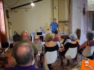 Jonathan Penalba ompli el pati del Museu Comarcal en l'arrencada de la XIV Cicle de Música - (foto 3)