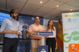 El Ayuntamiento y la EOI fomentan la integración laboral de jóvenes desempleados con discapacidad