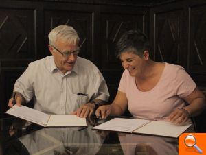 L’Ajuntament i LAMBDA signen un conveni per a defensar conjuntament la diversitat sexual a València - (foto 2)