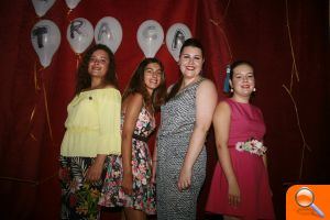 Celebrada la 'tira de traca' per a les representants de la Falla L'Escorredor 2018 - (foto 6)