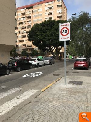 L’Ajuntament amplia la zona 30 al barri de La Carrasca i reforça la seua senyalització - (foto 2)
