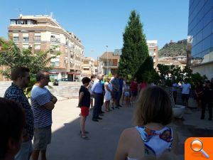 Almenara condemna els atemptats terroristes a Catalunya - (foto 3) Almenara condemna els atemptats terroristes a Catalunya - (foto 3)