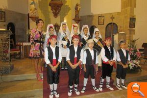 Culte i dansa en Canet per a honrar a la seua Patrona - (foto 2) Culte i dansa en Canet per a honrar a la seua Patrona - (foto 2)