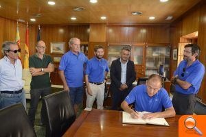 La tripulación del “Clave de Luna” se cuelga al fin sus medallas como campeones del mundo de pesca de altura - (foto 3) La tripulación del “Clave de Luna” se cuelga al fin sus medallas como campeones del mundo de pesca de altura - (foto 3)