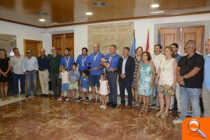 La tripulación del “Clave de Luna” se cuelga al fin sus medallas como campeones del mundo de pesca de altura - (foto 5) La tripulación del “Clave de Luna” se cuelga al fin sus medallas como campeones del mundo de pesca de altura - (foto 5)