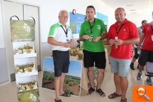 El Biomoscatell promocionarà els seus productes en la sala internacional de premsa de la Volta - (foto 3) El Biomoscatell promocionarà els seus productes en la sala internacional de premsa de la Volta - (foto 3)