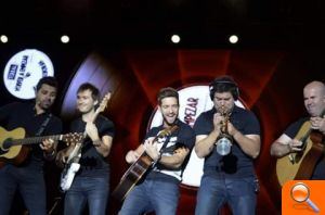 Carlos Martín il·lumina la nit del divendres a La Beneficència - (foto 2) Carlos Martín il·lumina la nit del divendres a La Beneficència - (foto 2)