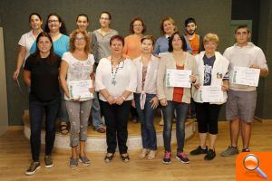 Puçol ja té un nou grup de veïns capacitat per a la manipulació d'aliments - (foto 2) Puçol ja té un nou grup de veïns capacitat per a la manipulació d'aliments - (foto 2)