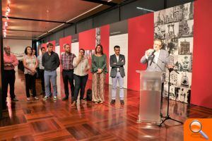 Memòria del foc, l’exposició que conta la història de les falles de Torrent - (foto 2)