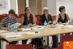 El jurat de la Biennal Miquel Navarro de Mislata selecciona les 10 obres que s'exposaran al desembre - (foto 2)