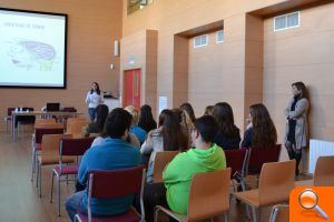 El Ayuntamiento de la Vall d'Uixó sensibiliza contra la violencia hacia las mujeres