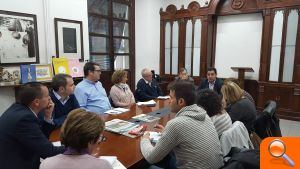 Reunión local del programa «Edificant» para mejorar los centros educativos