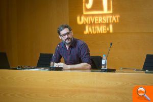 L'UJI celebra el Dia del Llibre Valencià - (foto 5)