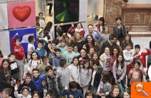 L'alcaldessa presenta un conte sobre Castelló en el Dia Internacional dels Drets de la Infància - (foto 2)