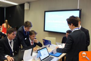 Alumnos de American School of Valencia debaten con estudiantes internacionales sobre sostenibilidad - (foto 2)