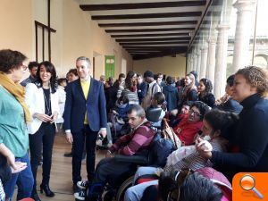 El Centre del Carme lanza 140 mensajes por la igualdad y la inclusión social