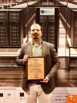 Un antiguo alumno de la UJI gana el Premio IEEE-CS TCHPC 2017 a la Excelencia para Jóvenes Investigadores en Computación de Alto Rendimiento - (foto 2)