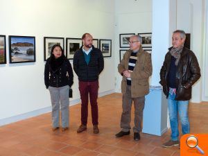 L'Agrupació Fotogràfica d'Ontinyent exposa 82 fotografies a la Casa de la Cultura