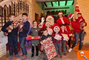 Papá Noel reparte magia a los niños de Alboraya - (foto 3)