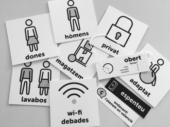 Aviva Burjassot ofereix una capsa amb set plaques adhesives per a bars i restaurants
