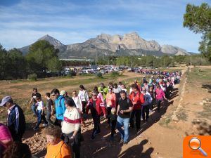 La Nucía conmemora el “Día Mundial contra el Cáncer” con la IX Marcha Solidaria